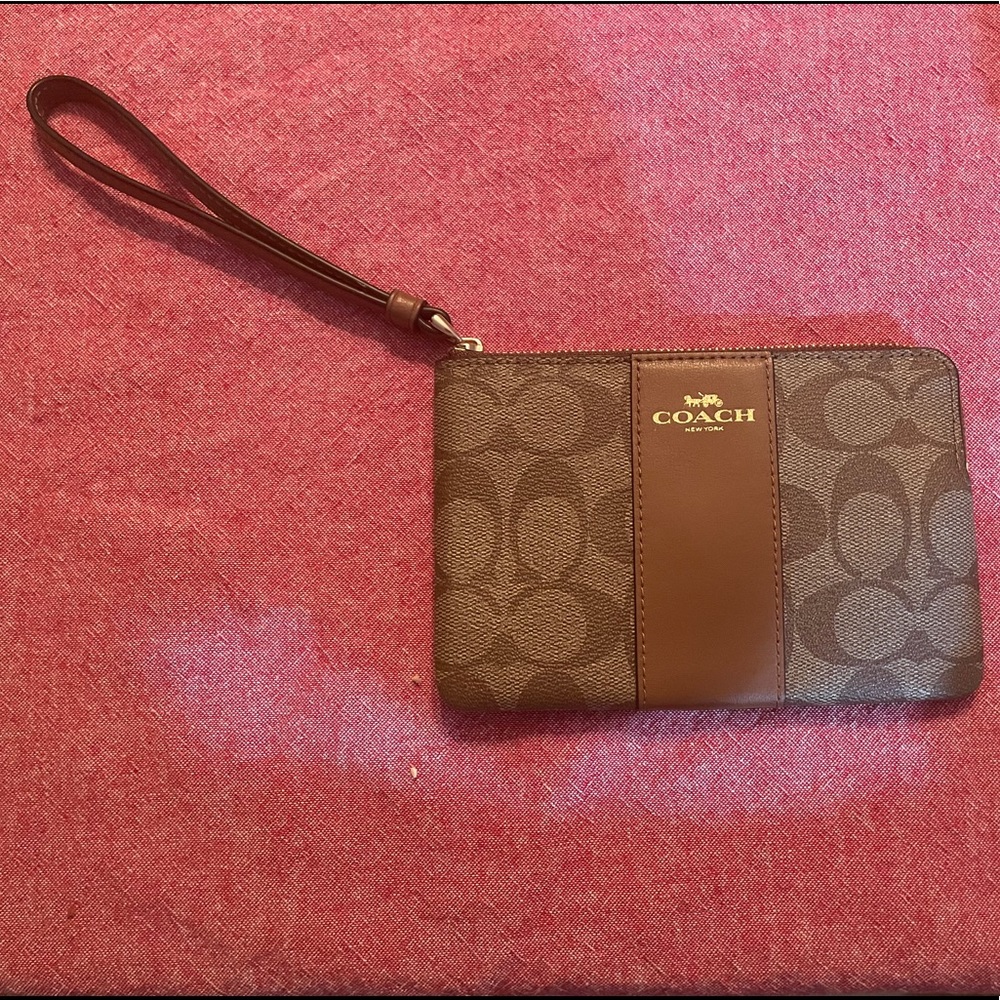 Coach Wristlet - Picture 2 of 2